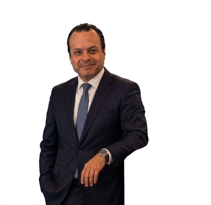 MAURICIO MEXIA